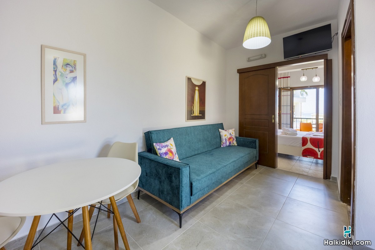 Akrathos Houses, Junior Suite