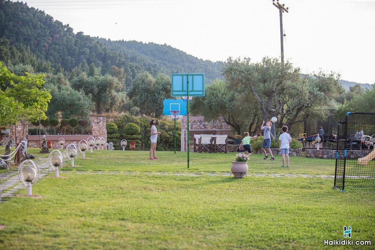 Aroma Hotel, Ο Κήπος