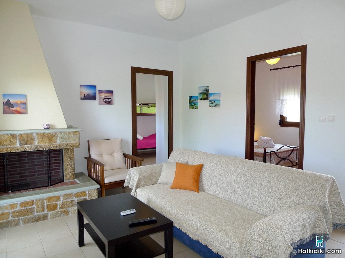 Christine Apartment, Εσωτερικοί χώροι
