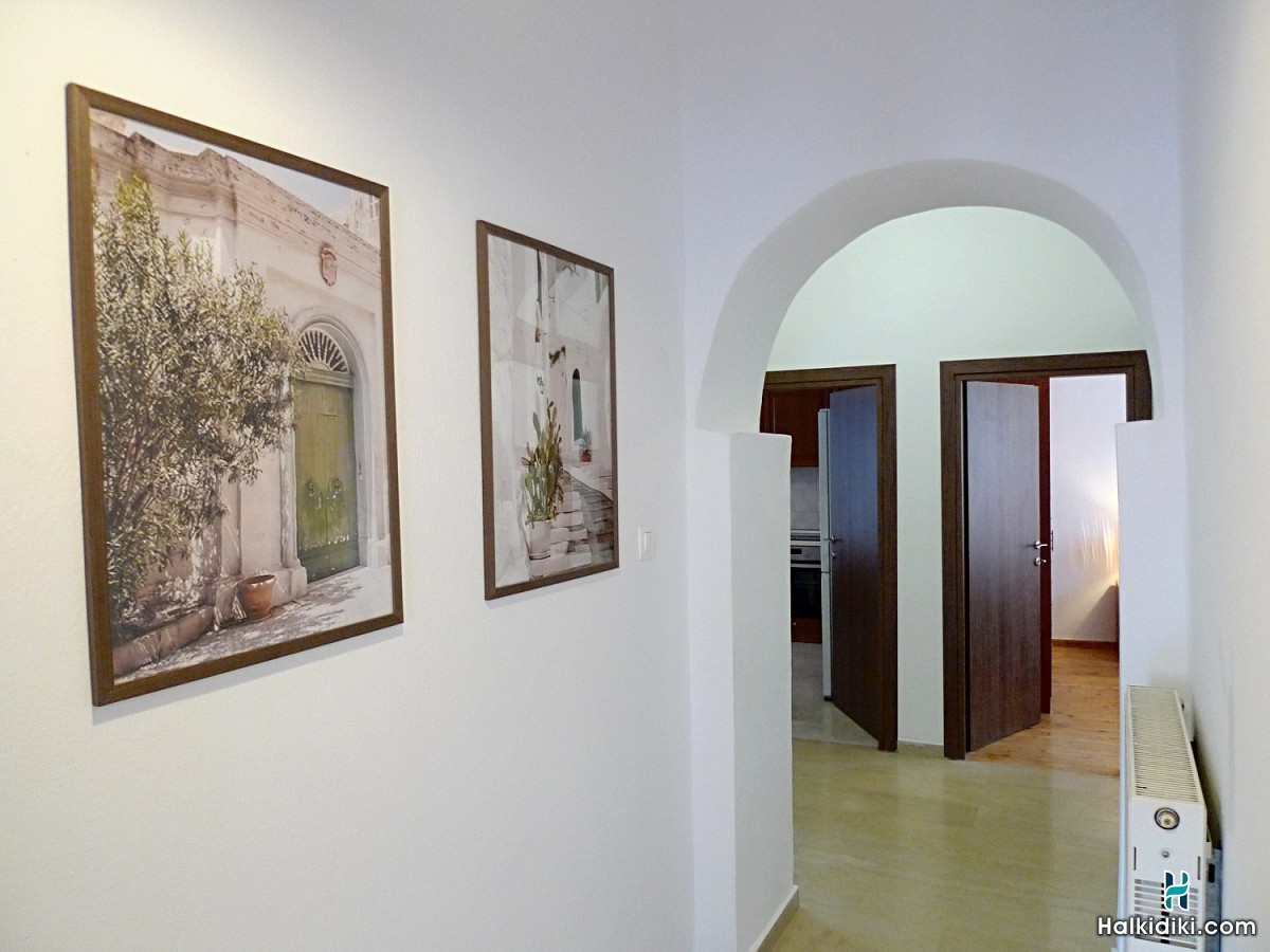 Dream Home, Das Zuhause