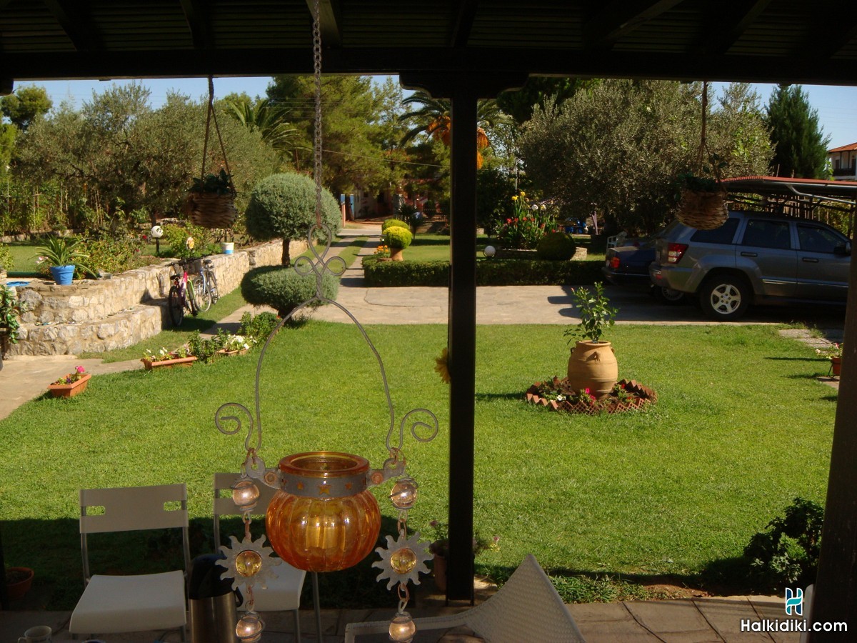 Jenny's Garden, Ο Κήπος