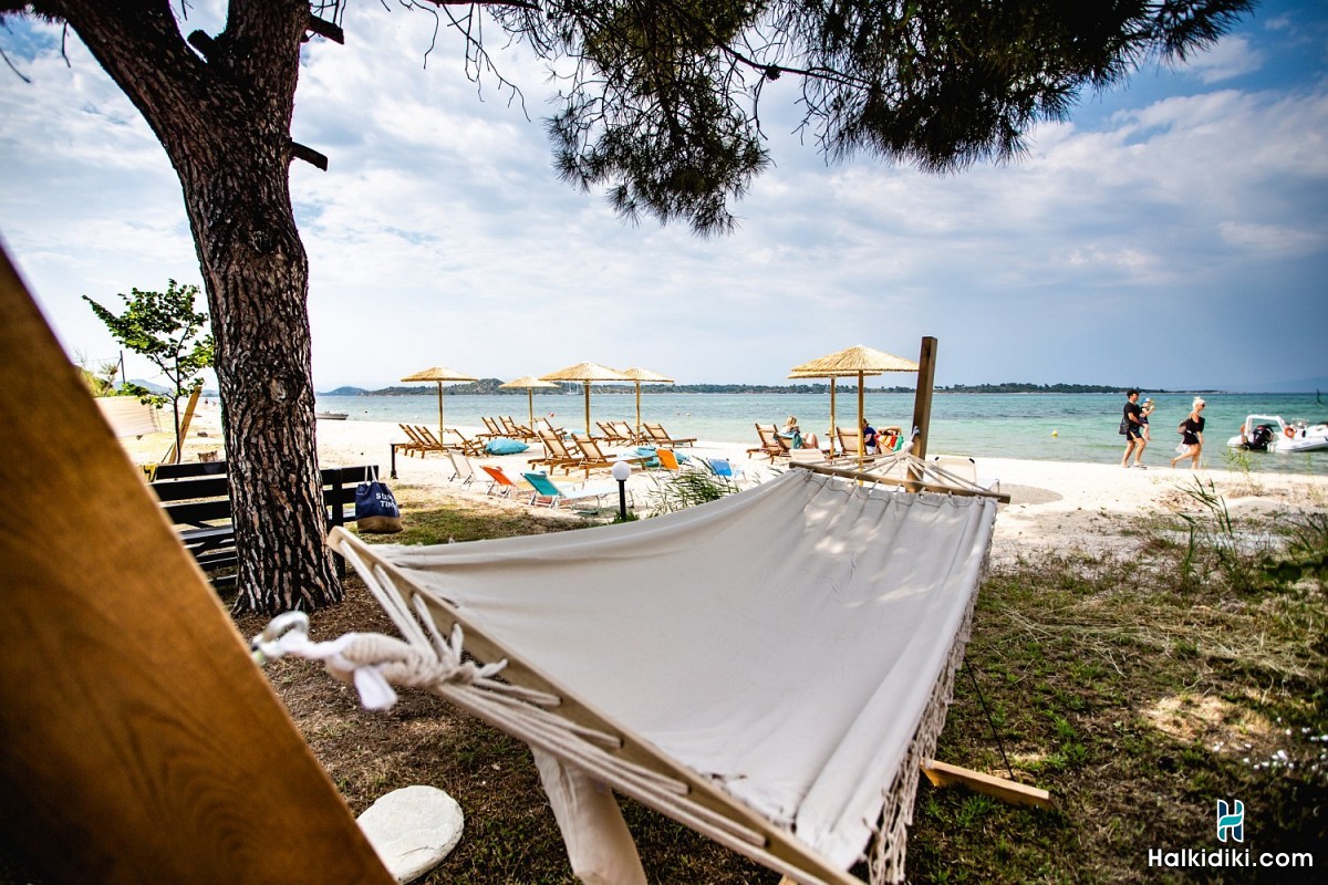 Kokkinos Apartments, The Beach