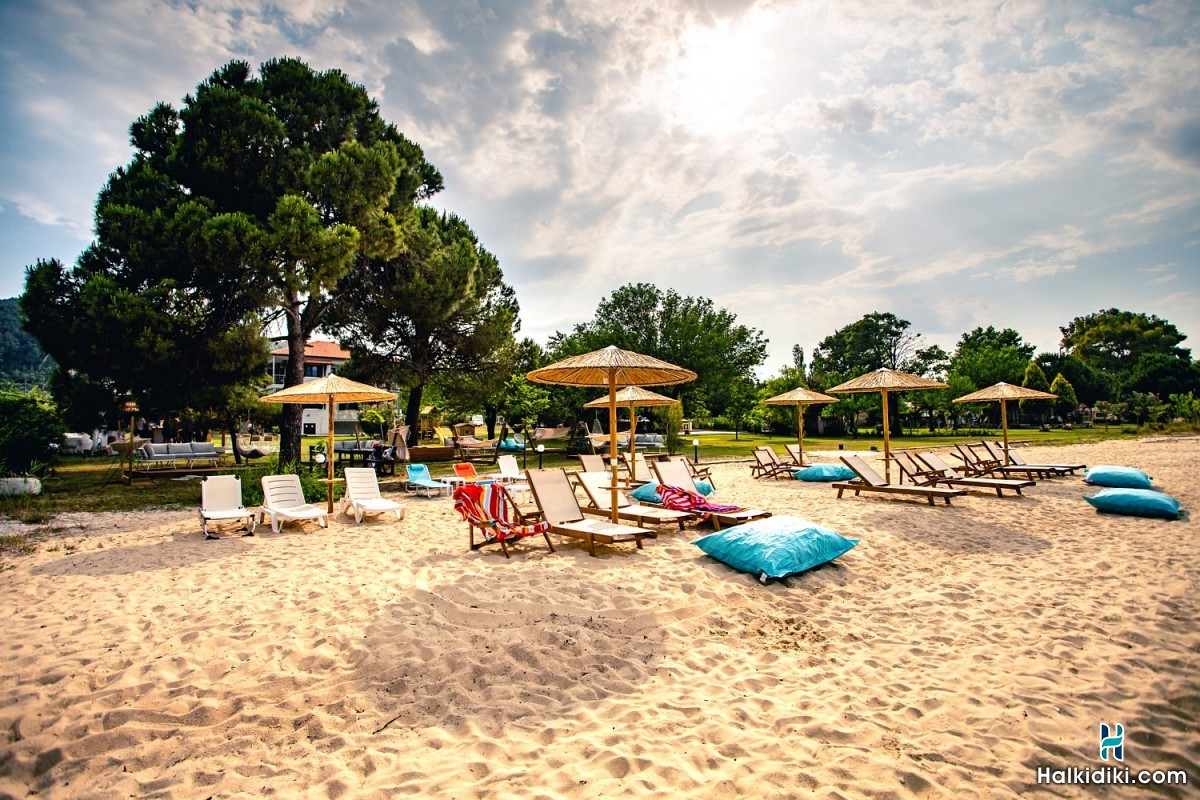 Kokkinos Apartments, Der Strand