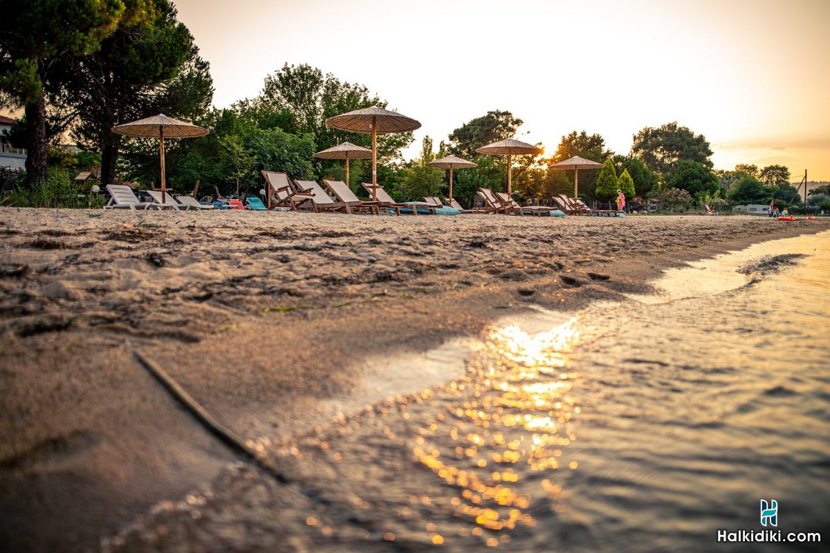 Kokkinos Apartments, Der Strand