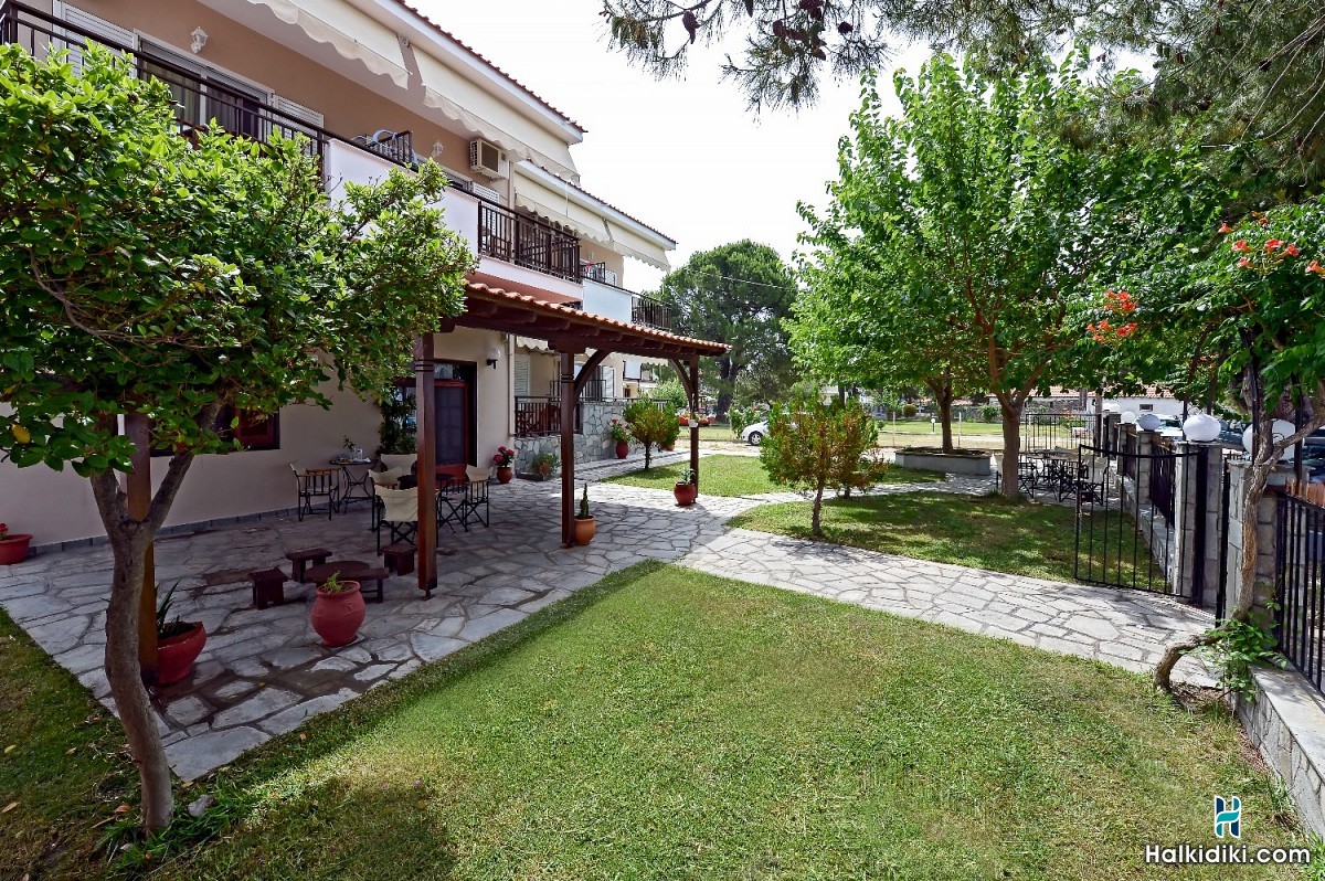 Loula Lazoglou, Studios & Apartments, Paradisos Beach, Neos Marmaras, Sithonia, Chalkidiki, Griechenland