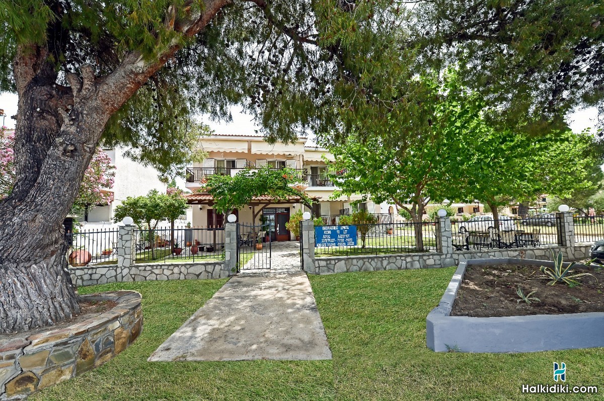 Loula Lazoglou, Studios & Apartments, Paradisos Beach, Neos Marmaras, Sithonia, Chalkidiki, Griechenland