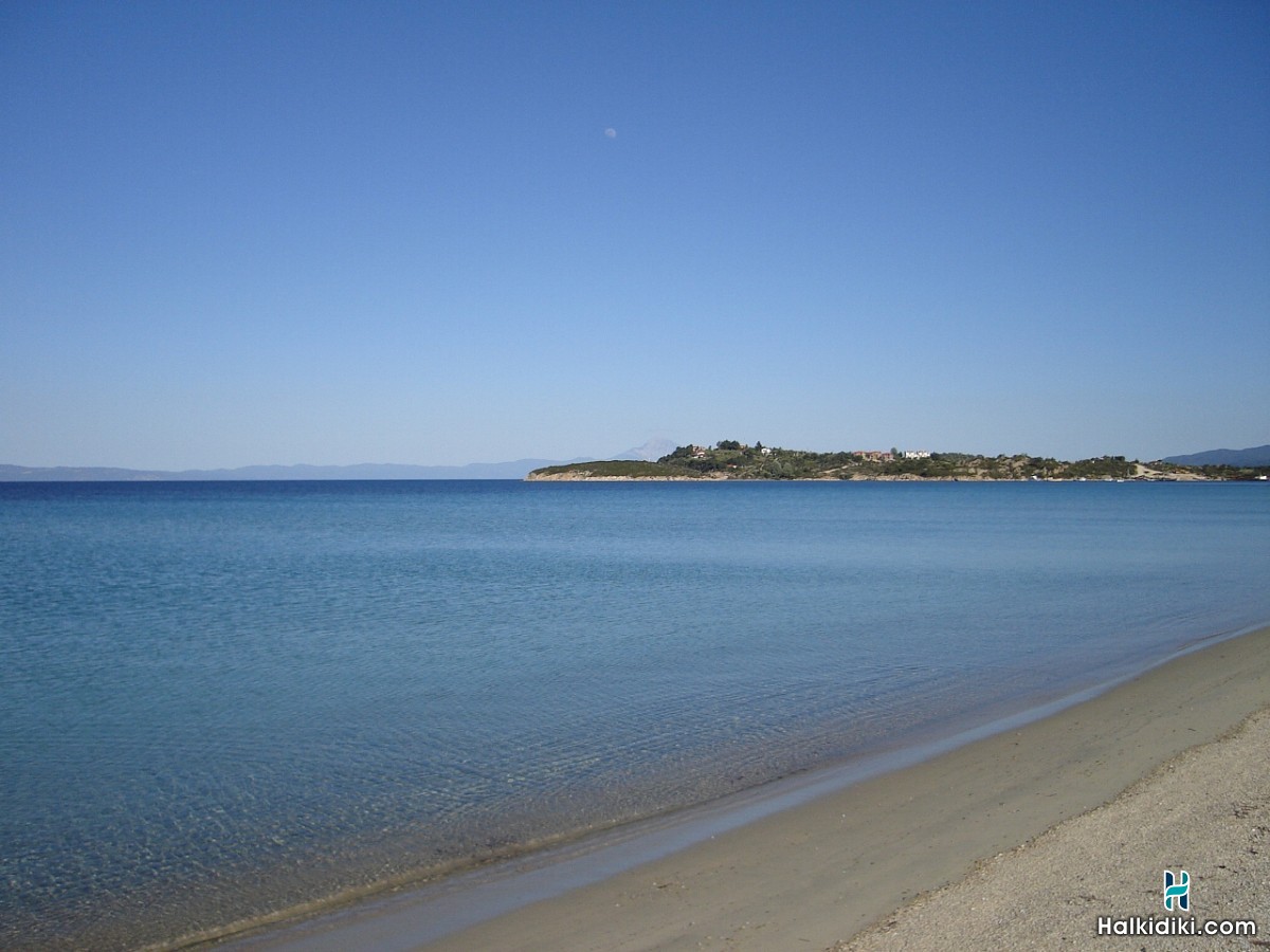 Meltemi Rooms, Εξωτερικοί χώροι