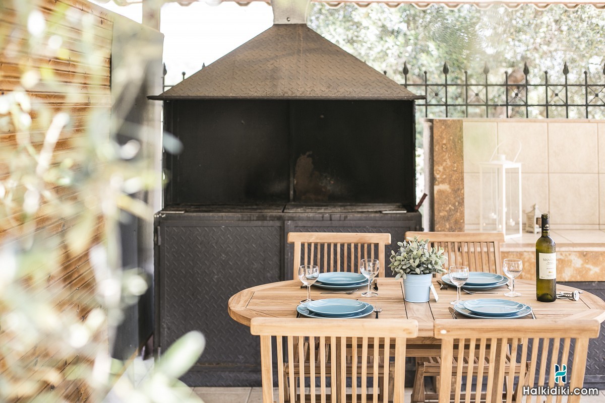 Olive Tree Apartments, 