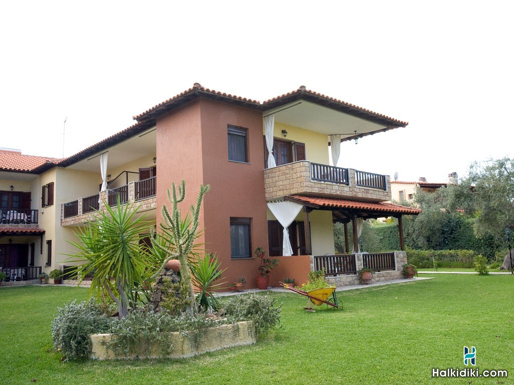 Litsa Panagi Apartments, The House