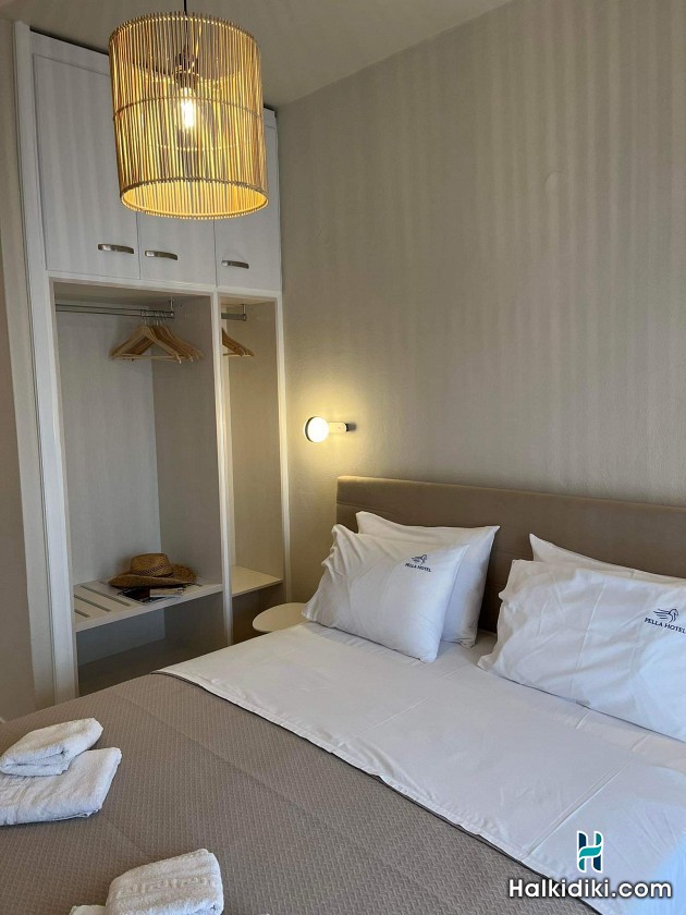 Pella Hotel, Double room with balcony