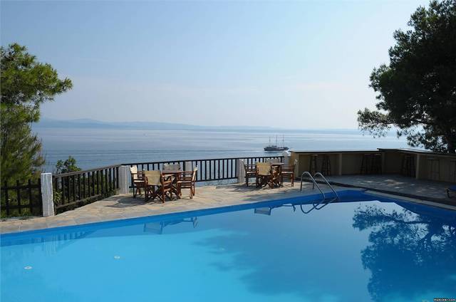 www.heos.gr  resort in Lagonisi, Ormos Panagias, Sithonia, Halkidiki