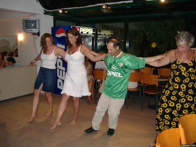 aristidis greek dancing