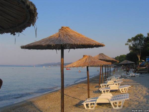 Kriopigi Beach, evening melancholy.... (July 15, 2006)