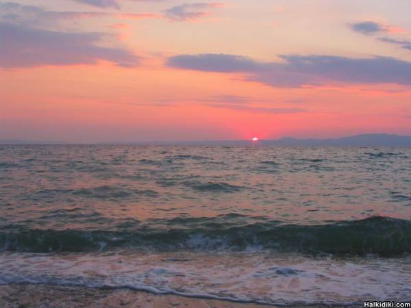 Sea and Sun together again