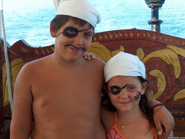 MARINA &amp; LOUKAS: THE YOUNGESTS PIRATES!!