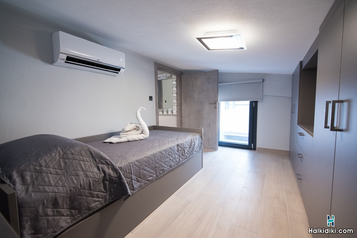 Rafaela Suites, Split Level Apartment