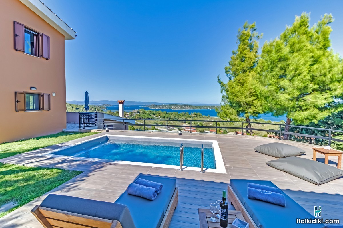 SeaView Villas, Poseidon