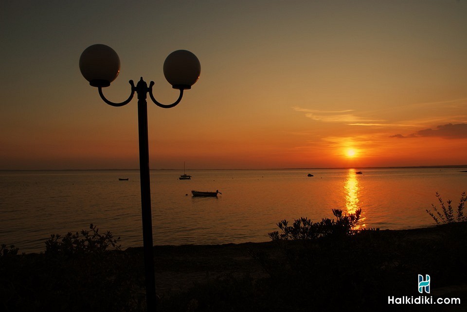 Sunday Summer Resort , Το τοπίο