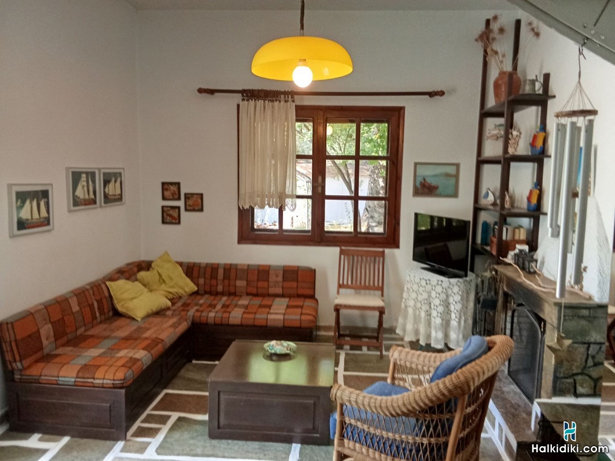 Theodora's House, Ισόγειο