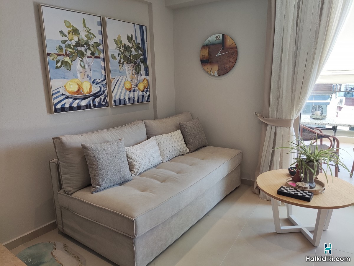 Theros Summer Suites, Suite 2