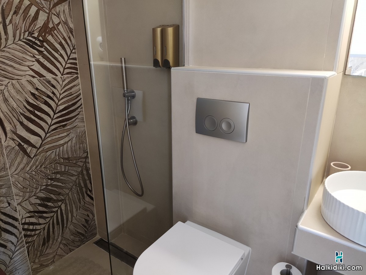 Theros Summer Suites, Suite 1