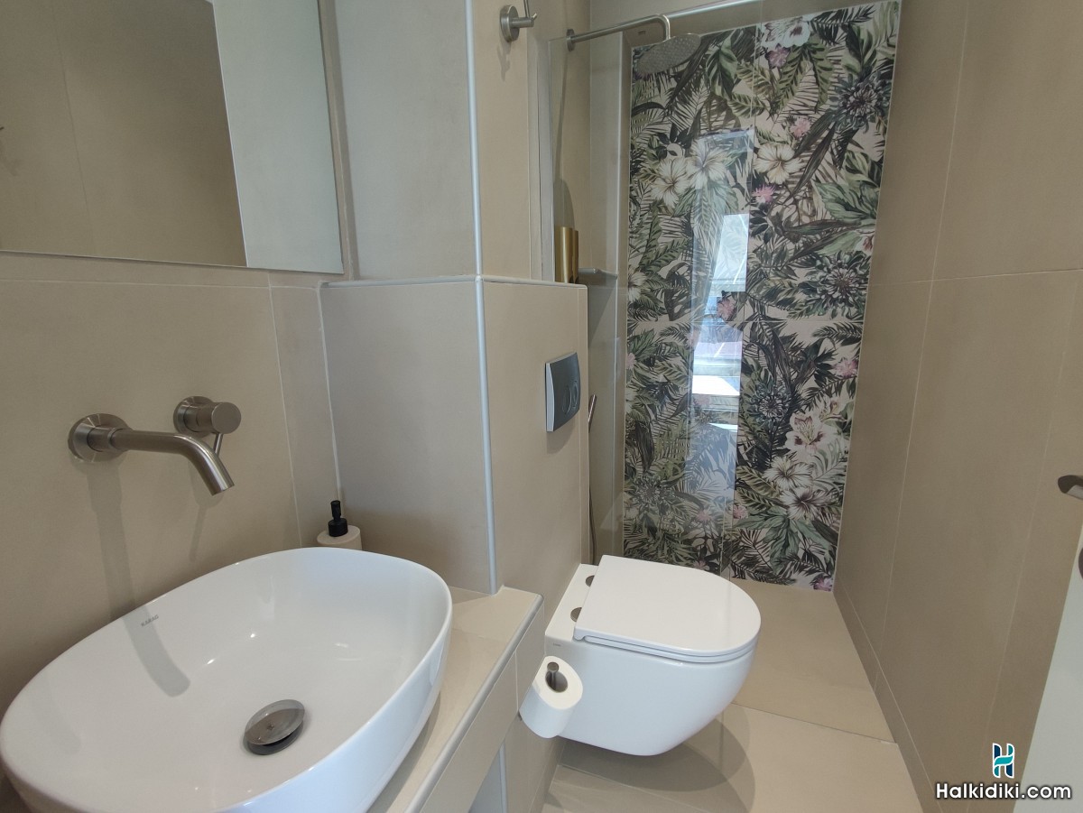 Theros Summer Suites, Suite 1