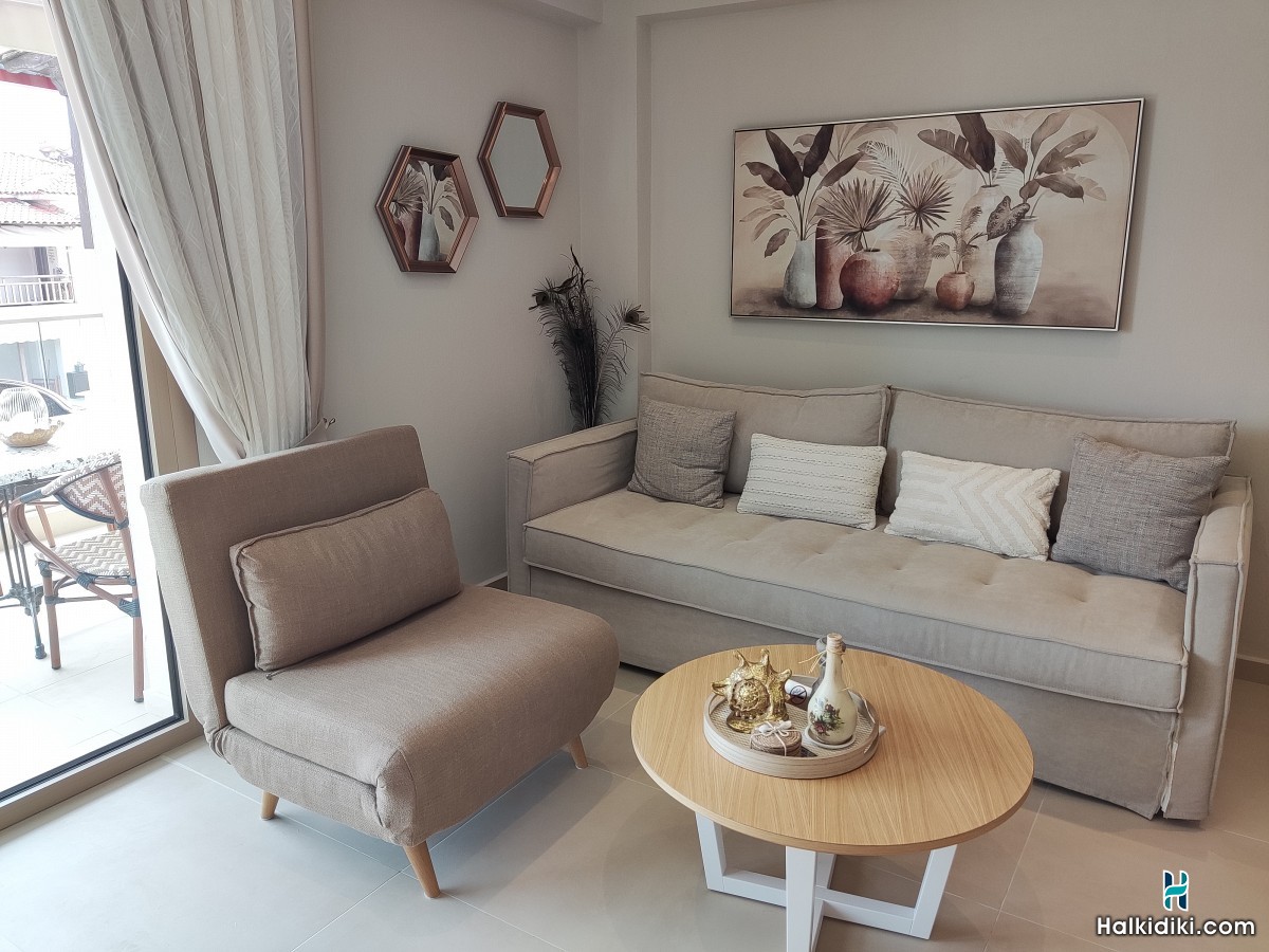 Theros Summer Suites, Suite 1
